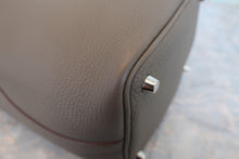 画像をギャラリービューアに読み込む, HERMES/エルメス ピコタンロックPM トリヨンクレマンス エタン □P刻印 ハンドバッグ 800020234