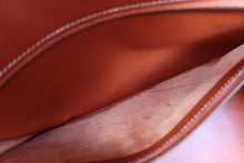 画像をギャラリービューアに読み込む, HERMES/エルメス オータクロア32 ボックスカーフ ブリック □B刻印 ハンドバッグ 700050001