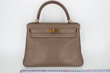 画像をギャラリービューアに読み込む, HERMES/エルメス ケリー28 トリヨンクレマンス エトゥープ T刻印 ショルダーバッグ 800100180