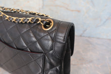Load image into Gallery viewer, CHANEL Paris Limited Mini Matelasse double flap chain shoulder bag Lambskin Black/Gold hadware Shoulder bag 700120143