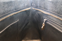 Load image into Gallery viewer, CHANEL Medallion Tote Caviar skin Black/Gold hadware Tote bag 800090022