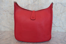 画像をギャラリービューアに読み込む, HERMES/エルメス エブリン1GM トリヨンクレマンス ルージュカザック □P刻印 ショルダーバッグ 800030010