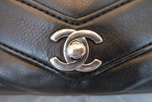 将图片加载到图库查看器,CHANEL/香奈儿 V线 链条包 荔枝皮 Black/Silver hadware(黑色/銀色金属) 肩背包 800090014