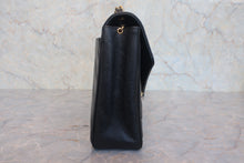 将图片加载到图库查看器,CHANEL/香奈儿 V线 链条包 荔枝皮 Black/Gold hadware(黑色/金色金属) 肩背包 800010228