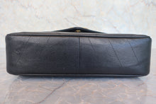 将图片加载到图库查看器,CHANEL/香奈儿 V线 链条包 荔枝皮 Black/Gold hadware(黑色/金色金属) 肩背包 800010228