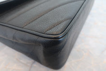 画像をギャラリービューアに読み込む, CHANEL/シャネル Vステッチチェーンショルダーバッグ キャビアスキン ブラック/ゴールド金具 ショルダーバッグ 800010228