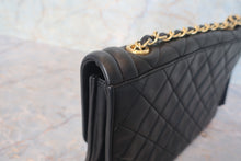 Load image into Gallery viewer, CHANEL Matelasse fringe chain shoulder bag Lambskin Black/Gold hadware Shoulder bag 700120145