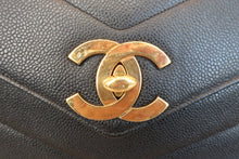 画像をギャラリービューアに読み込む, CHANEL/シャネル Vステッチチェーンショルダーバッグ キャビアスキン ブラック/ゴールド金具 ショルダーバッグ 800010228