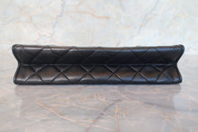 Load image into Gallery viewer, CHANEL Matelasse fringe chain shoulder bag Lambskin Black/Gold hadware Shoulder bag 700120145