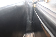 将图片加载到图库查看器,CHANEL/香奈儿 V线 链条包 荔枝皮 Black/Gold hadware(黑色/金色金属) 肩背包 800010228