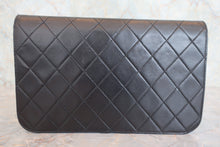 画像をギャラリービューアに読み込む, CHANEL/シャネル マトラッセプッシュロックチェーンショルダーバッグ ラムスキン ブラック/ゴールド金具 ショルダーバッグ 800050143