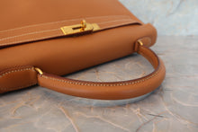 画像をギャラリービューアに読み込む, HERMES/エルメス ケリー32 クシュベル ゴールド □C刻印 ショルダーバッグ 700080124