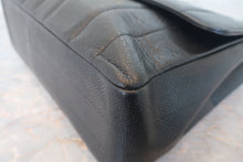 画像をギャラリービューアに読み込む, CHANEL/シャネル マドモアゼルチェーンショルダーバッグ キャビアスキン ブラック/ゴールド金具 ショルダーバッグ 800010176