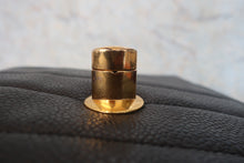 画像をギャラリービューアに読み込む, CHANEL/シャネル マドモアゼルチェーンショルダーバッグ キャビアスキン ブラック/ゴールド金具 ショルダーバッグ 800010176