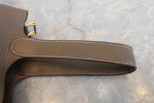 将图片加载到图库查看器,HERMES PICOTIN LOCK MM Clemence leather Etoupe gray C刻印 Hand bag 700120203