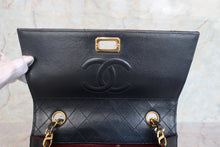 Load image into Gallery viewer, CHANEL 2.55 Chain shoulder bag Lambskin Black/Gold hadware Shoulder bag 700100004