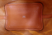 画像をギャラリービューアに読み込む, HERMES/エルメス ピコタンロックPM トリヨンクレマンス オレンジ □N刻印 ハンドバッグ 700030255