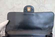 将图片加载到图库查看器,CHANEL/香奈儿 CF 双面 链条包 羊皮 Navy/Gold hadware(藏蓝色/金色金属) 肩背包 800040114