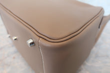 Load image into Gallery viewer, HERMES LINDY 26 Swift leather Etoupe gray T Engraving Shoulder bag 700120142