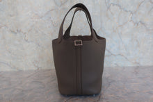 画像をギャラリービューアに読み込む, HERMES/エルメス ピコタンロックPM トリヨンクレマンス エタン □P刻印 ハンドバッグ 800020234