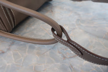 Load image into Gallery viewer, HERMES LINDY 26 Swift leather Etoupe gray T Engraving Shoulder bag 700120142