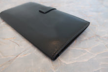 Load image into Gallery viewer, HERMES  Bearn classic Box carf leather Black □G Engraving Wallet 700080096