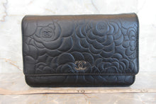 Load image into Gallery viewer, CHANEL Camelia Chain wallet Lambskin Black/Silver hadware Shoulder bag 700070255