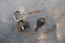 画像をギャラリービューアに読み込む, HERMES/エルメス ピコタンロックPM トリヨンクレマンス エタン □P刻印 ハンドバッグ 800020234