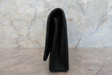 Load image into Gallery viewer, CHANEL Camelia Chain wallet Lambskin Black/Silver hadware Shoulder bag 700070255