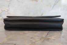 Load image into Gallery viewer, CHANEL Camelia Chain wallet Lambskin Black/Silver hadware Shoulder bag 700070255