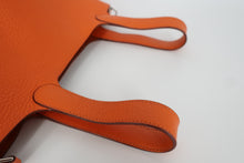 画像をギャラリービューアに読み込む, HERMES/エルメス ピコタンロックPM トリヨンクレマンス オレンジ □L刻印 ハンドバッグ 800100130