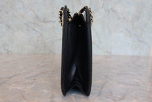 Load image into Gallery viewer, CHANEL Matelasse fringe shoulder bag Lambskin Black/Gold hadware Shoulder bag 800040093