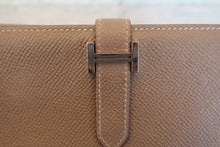 Load image into Gallery viewer, HERMES  Bearn Dupri Epsom leather Etoupe gray X Engraving Wallet 700080074