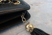 Load image into Gallery viewer, CHANEL Matelasse fringe shoulder bag Lambskin Black/Gold hadware Shoulder bag 800040093