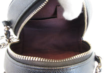 Load image into Gallery viewer, CHANEL Matelasse round chain shoulder bag Caviar skin Black/Gold hadware Shoulder bag 700070211