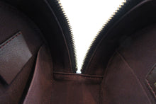 Load image into Gallery viewer, CHANEL Matelasse round chain shoulder bag Caviar skin Black/Gold hadware Shoulder bag 700070211