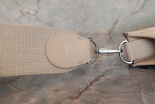 Load image into Gallery viewer, HERMES EVELYNE 3PM Epsom leather Craie X Engraving Shoulder bag 700120129