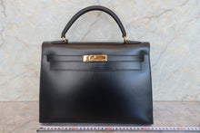 画像をギャラリービューアに読み込む, HERMES/エルメス ケリー32 ボックスカーフ ブラック ショルダーバッグ 700080203