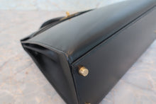 画像をギャラリービューアに読み込む, HERMES/エルメス ケリー32 ボックスカーフ ブラック ショルダーバッグ 700080203