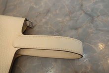 Load image into Gallery viewer, HERMES PICOTIN LOCK PM Clemence leather Nata Z Engraving Hand bag 70120147