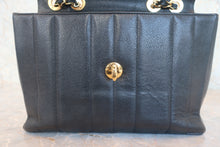 画像をギャラリービューアに読み込む, CHANEL/シャネル マドモアゼルチェーンショルダーバッグ キャビアスキン ブラック/ゴールド金具 ショルダーバッグ 800010176