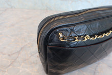 Load image into Gallery viewer, CHANEL Matelasse chain shoulder bag Lambskin Black/Gold hadware Shoulder bag 800040105