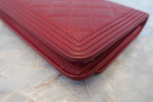 画像をギャラリービューアに読み込む, CHANEL/シャネル ボーイシャネルチェーンウォレット キャビアスキン レッド/シルバー金具 ショルダーバッグ 800010180