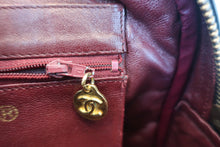 Load image into Gallery viewer, CHANEL Matelasse chain shoulder bag Lambskin Black/Gold hadware Shoulder bag 800040105