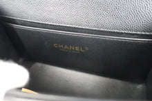 画像をギャラリービューアに読み込む, CHANEL/シャネル ボーイシャネルチェーンショルダーバッグ キャビアスキン ブラック/ゴールド金具 ショルダーバッグ 800100058