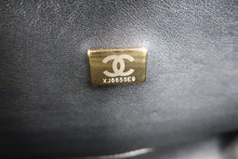 画像をギャラリービューアに読み込む, CHANEL/シャネル ボーイシャネルチェーンショルダーバッグ キャビアスキン ブラック/ゴールド金具 ショルダーバッグ 800100058