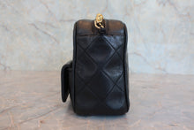 Load image into Gallery viewer, CHANEL Matelasse Chain shoulder bag Lambskin Black/Gold hadware Shoulder bag 800040103