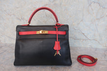 将图片加载到图库查看器,HERMES KELLY 32 Gulliver leather Black/Rouge vif 〇Z刻印 Shoulder bag 800030045