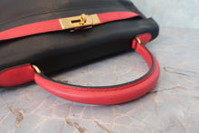 将图片加载到图库查看器,HERMES KELLY 32 Gulliver leather Black/Rouge vif 〇Z刻印 Shoulder bag 800030045