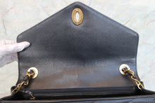 Load image into Gallery viewer, CHANEL  V-Stitch chain shoulder bag Caviar skin Black/Gold hadware Shoulder bag 700100026